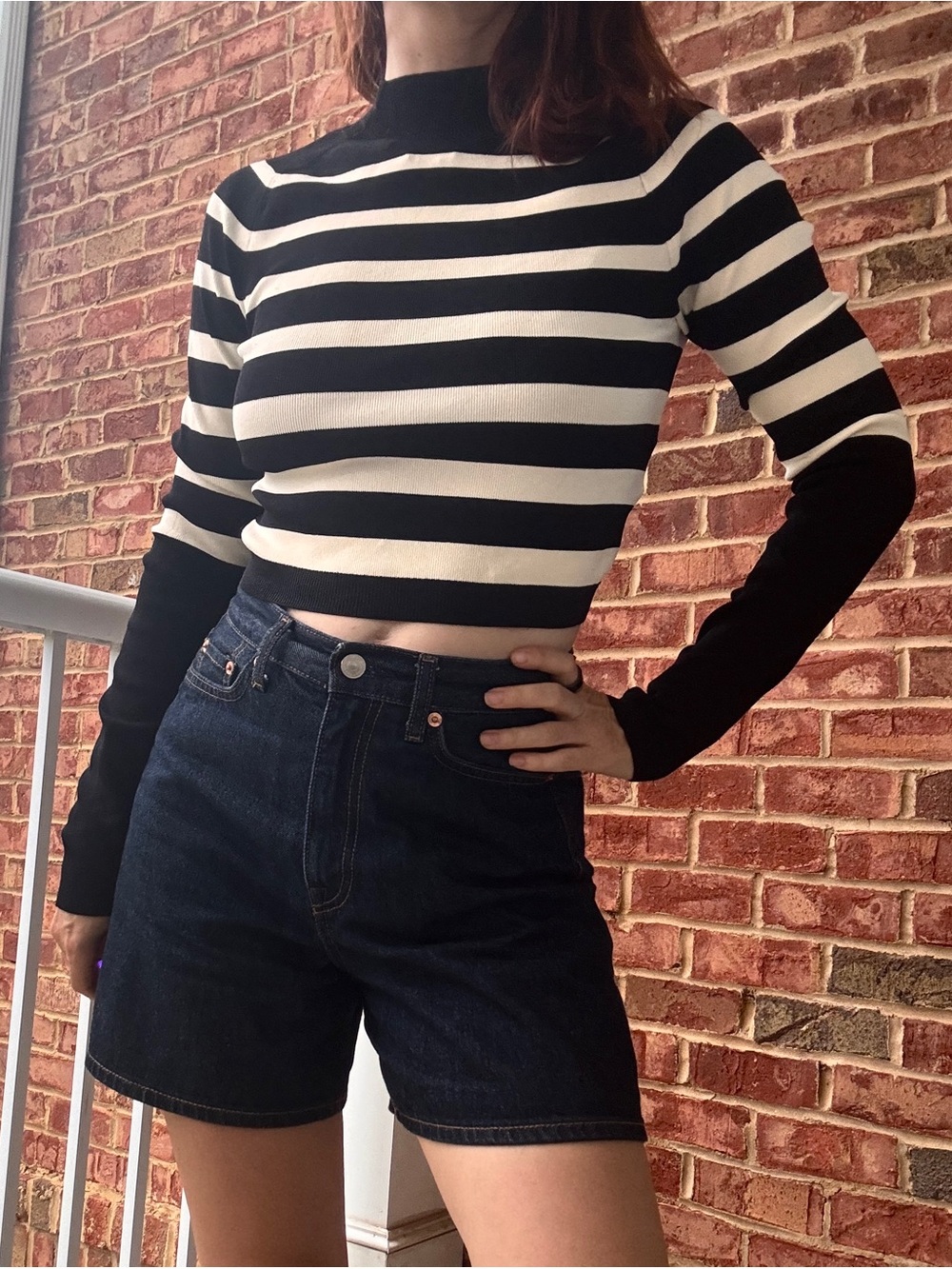 COS Black & white Striped Cropped Sweater – XS
